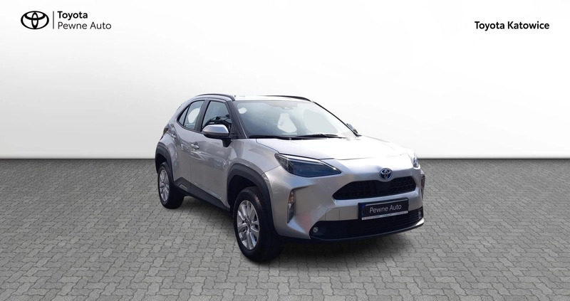 Toyota Yaris Cross cena 109900 przebieg: 12700, rok produkcji 2023 z Przemków małe 211